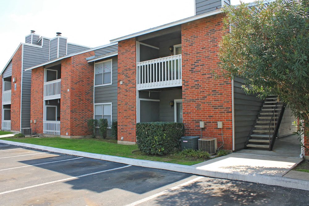 Gallery Photo 13